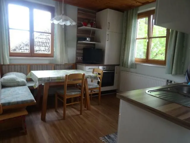 Desl's Little Farm Waldburg